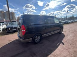 Hyundai H-1 - 3