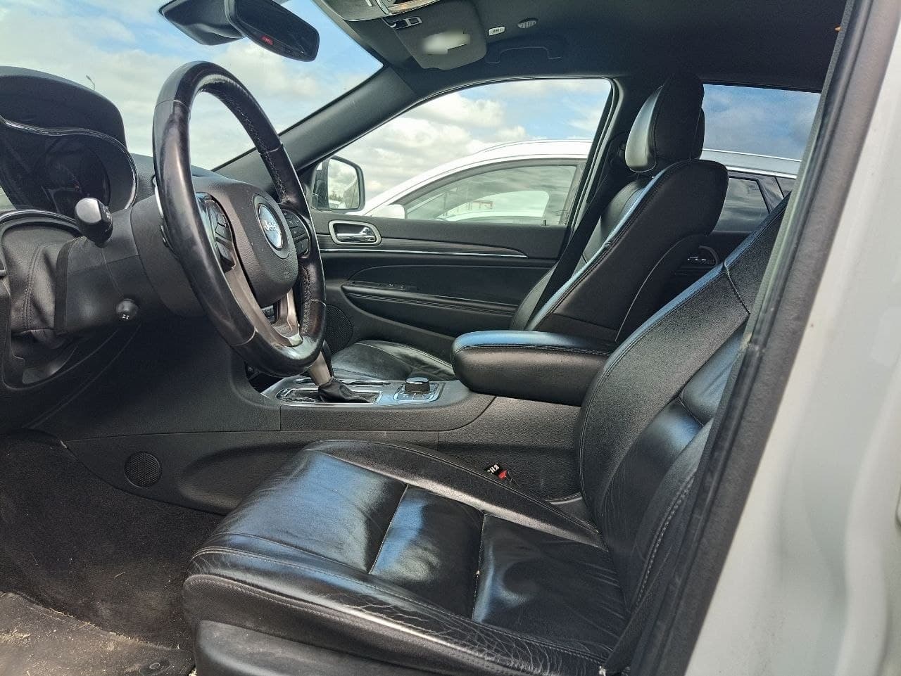 Jeep Grand Cherokee - 6