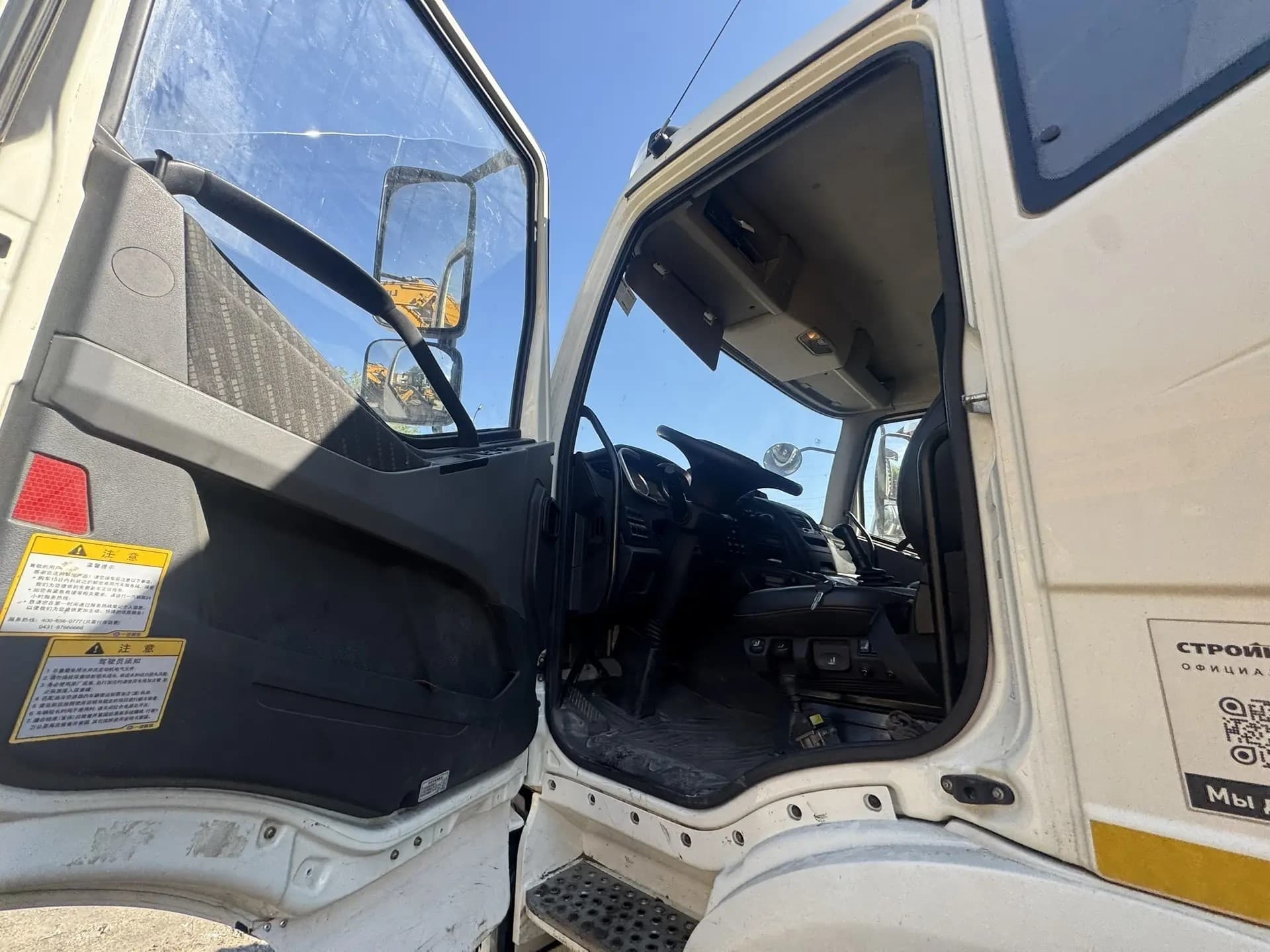 FAW J6* 6x4 Самосвал - 7