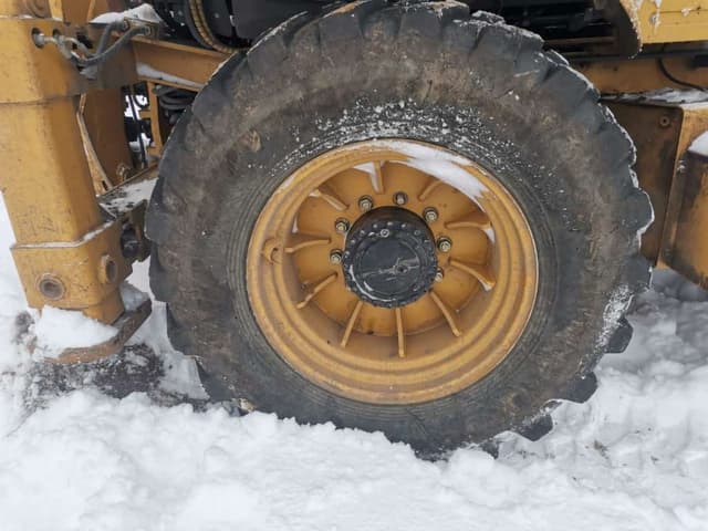 Shanmon 388 Экскаватор-погрузчик - 9