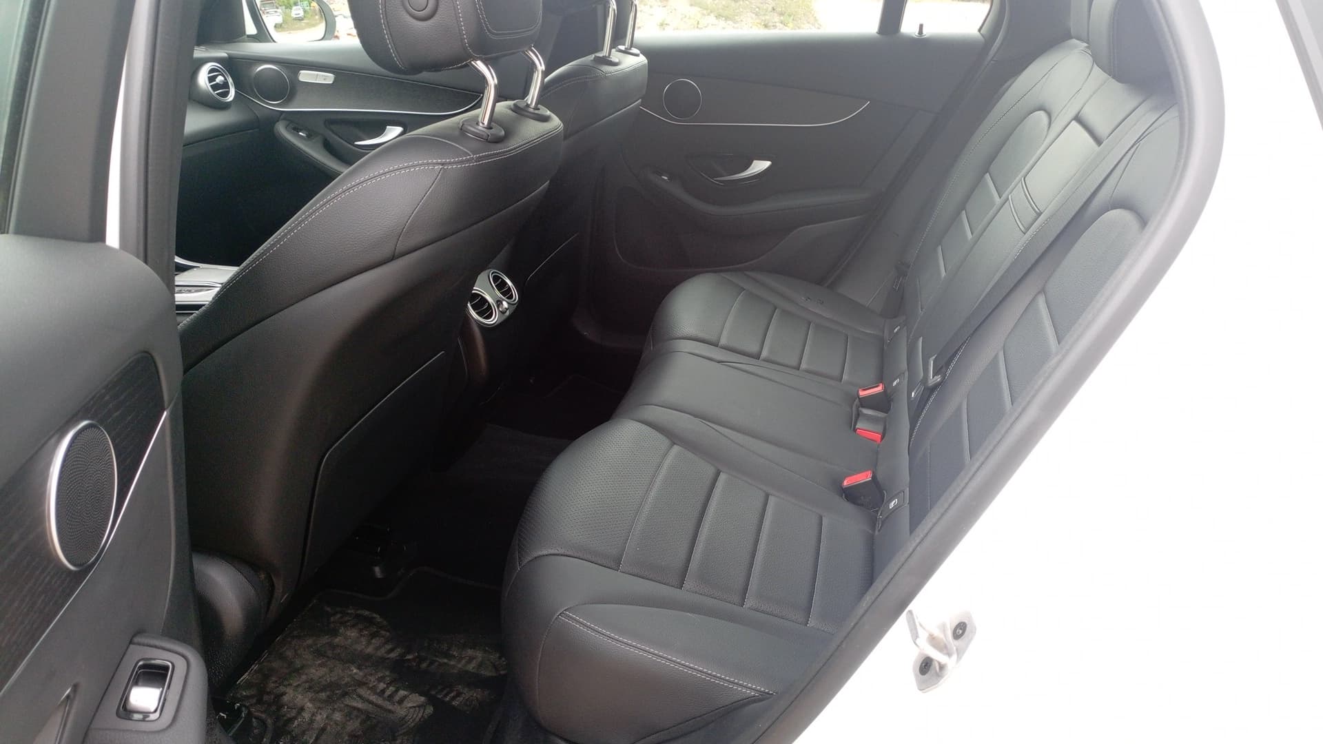 Mercedes-Benz GLC - 9