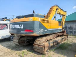 Hyundai R300 Экскаватор - 3