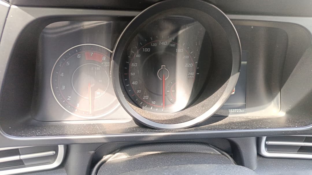 Hyundai Elantra - 7
