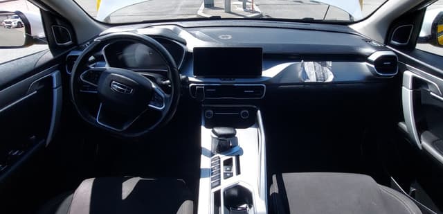 Geely Coolray - 5