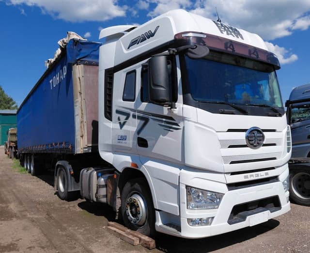 FAW J7 4x2 Седельный тягач - 2
