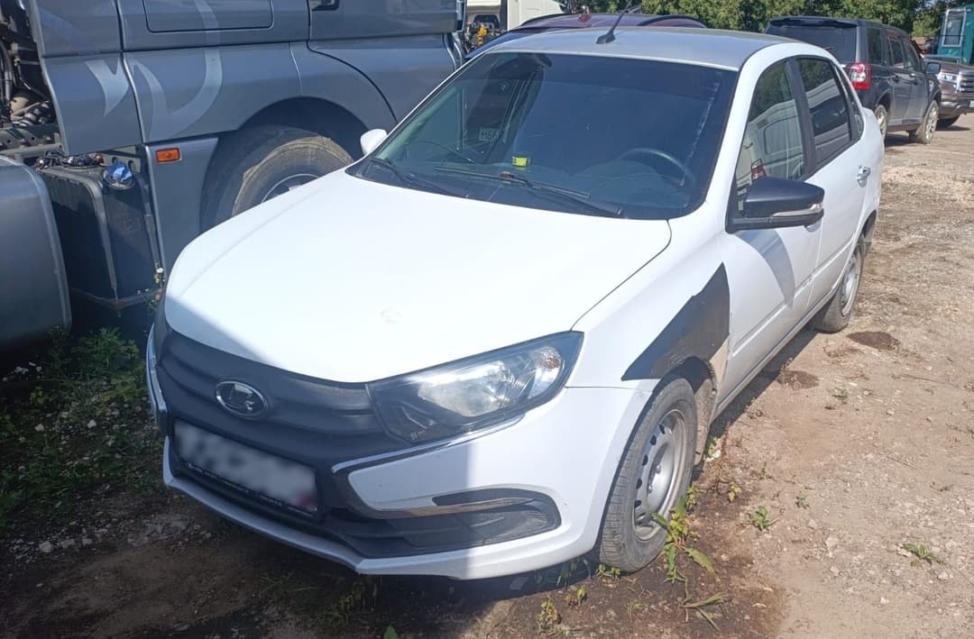 Lada Granta седан - 1