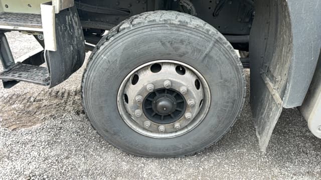 FAW CA 3310 8x4 Самосвал - 10