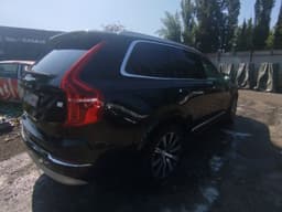 Volvo XC90 - 3