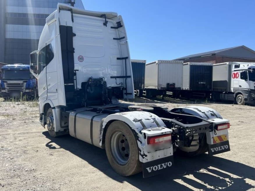 Volvo FH 4x2 Седельный тягач - 4