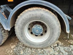 Карвинг 3370* на шасси HONGYAN GENLYON 6x4 Бортовой с КМУ - 9