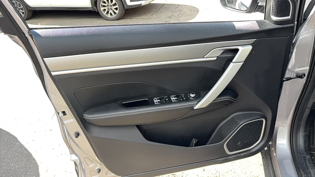 Geely Coolray - 8