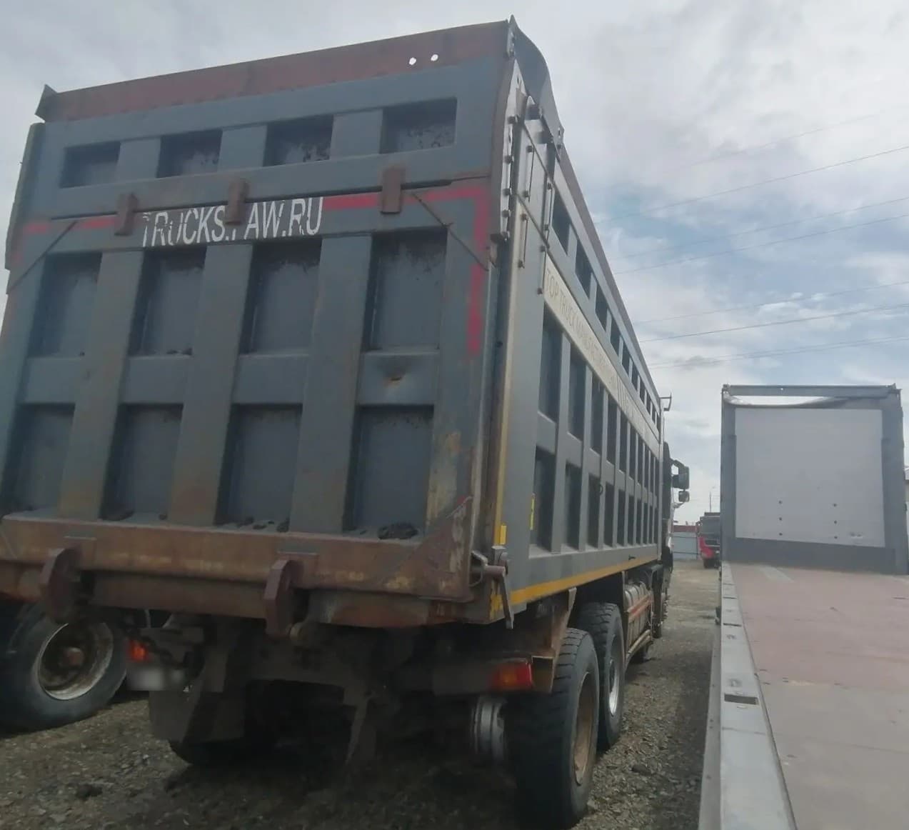 FAW J6 8x4 Самосвал - 3