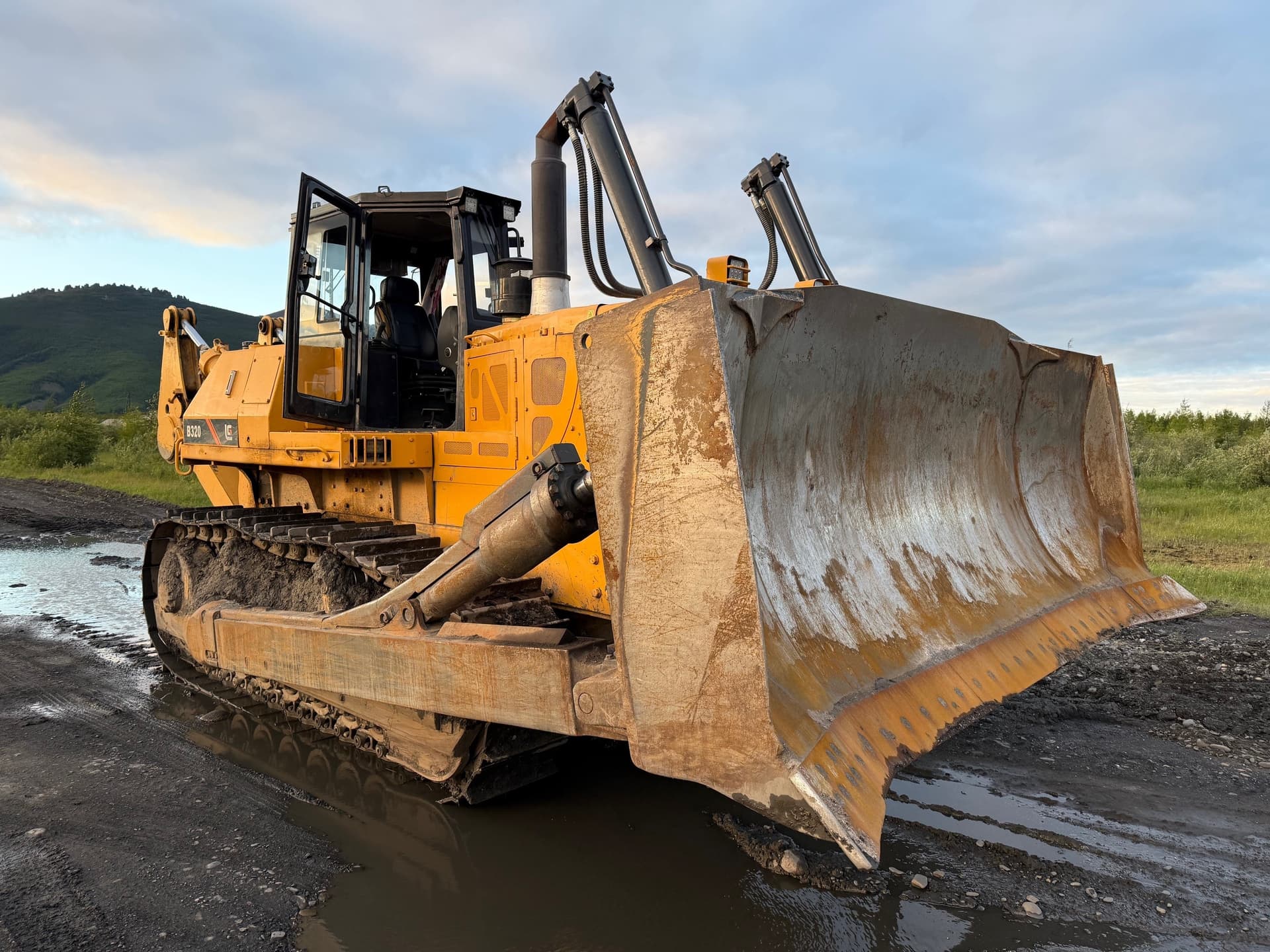 Liugong CLGB320 Бульдозер - 2