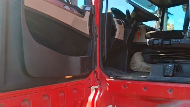 MAN TGX 6x2-3 Седельный тягач - 8