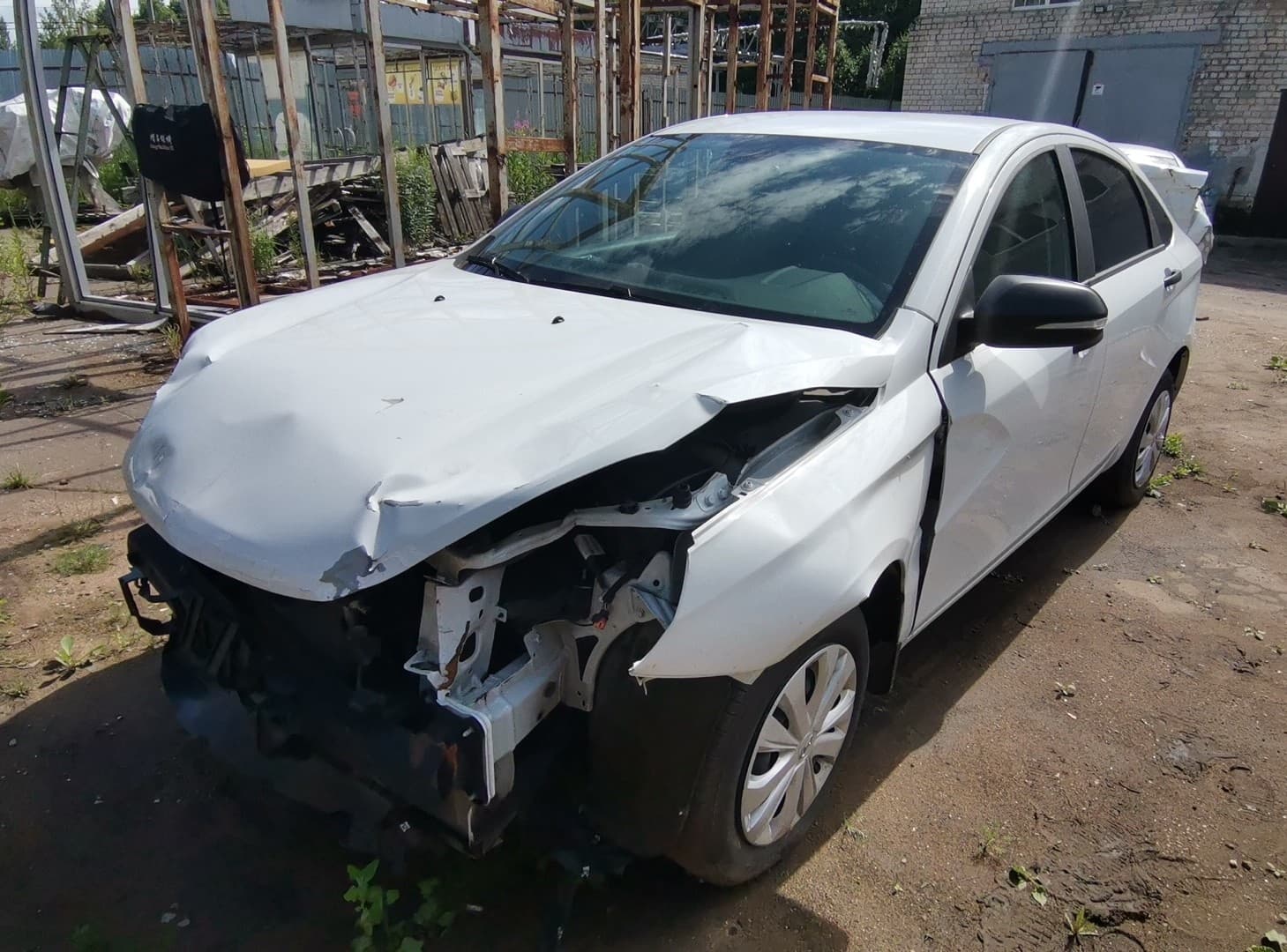 Lada Vesta седан - 1
