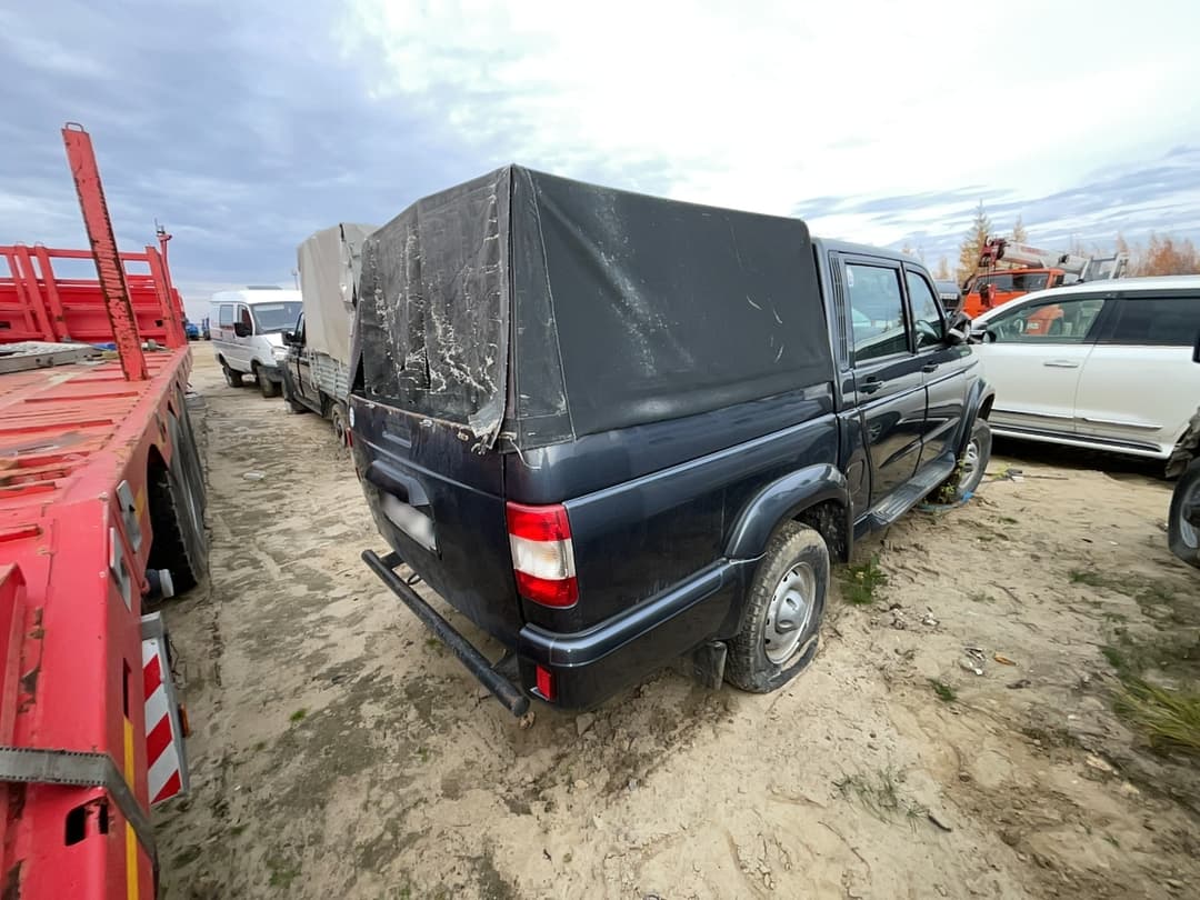 UAZ Pickup - 3