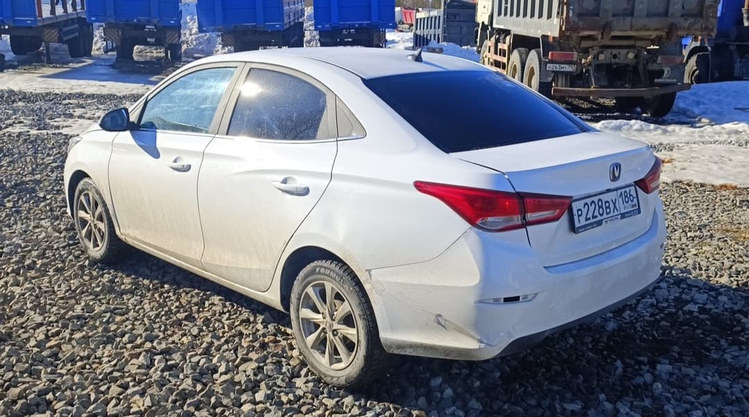 Changan Alsvin - 4