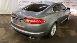 Jaguar XF - 3