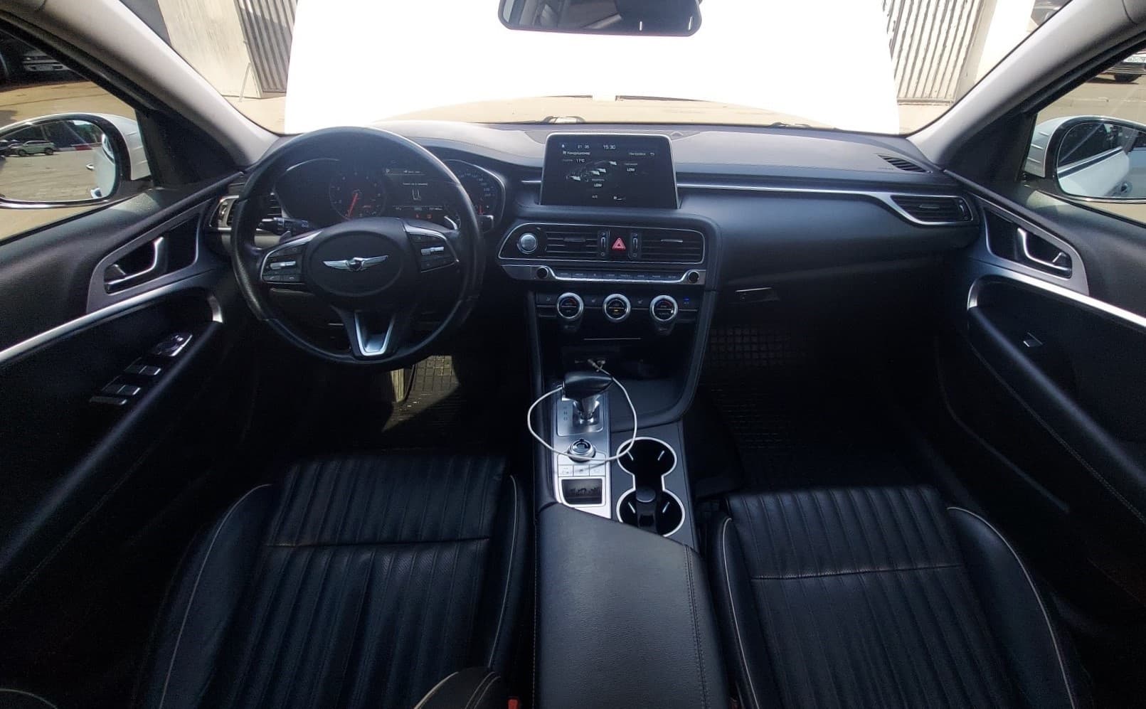 Genesis G70 - 5