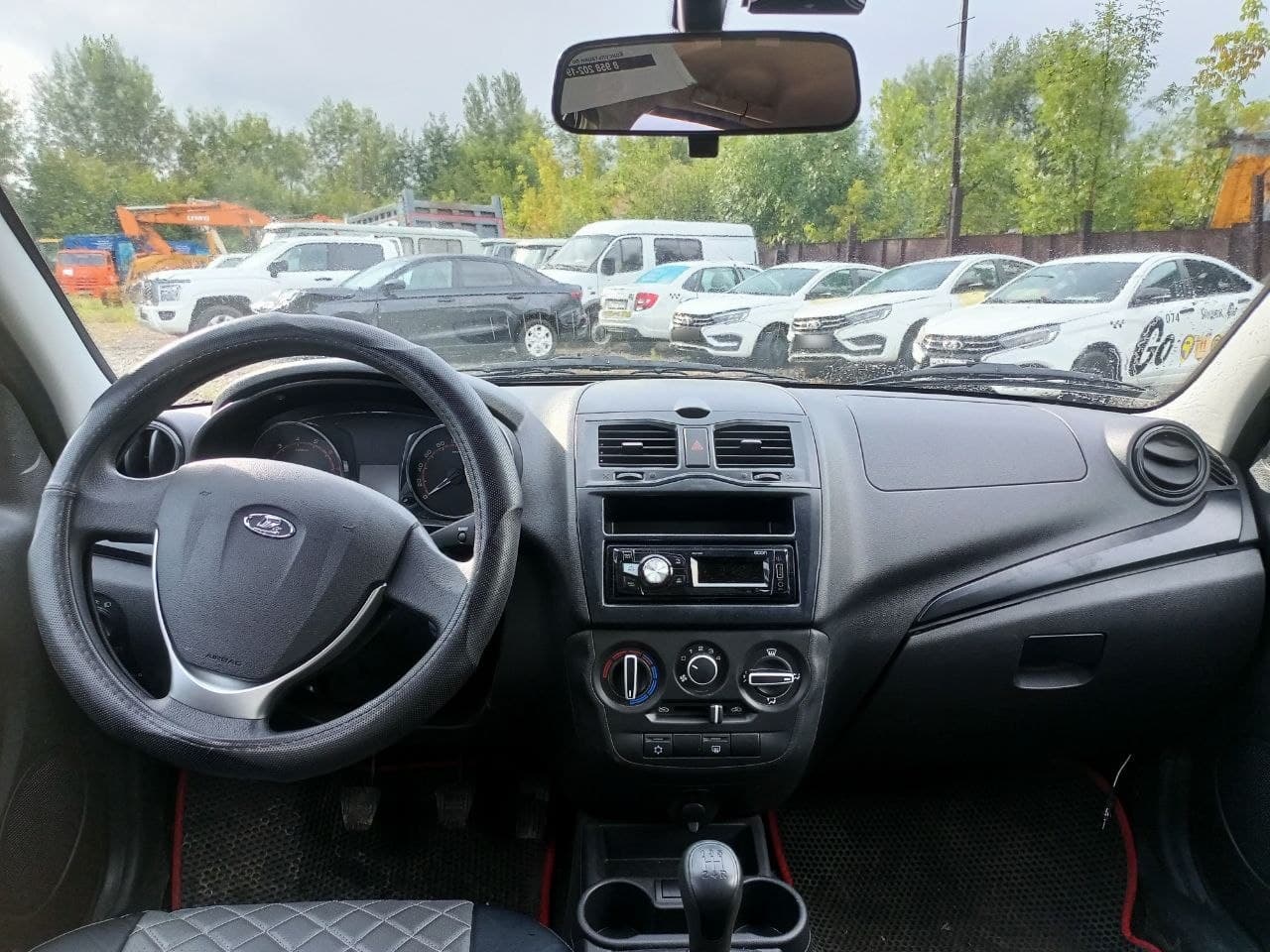 Lada Granta седан - 5