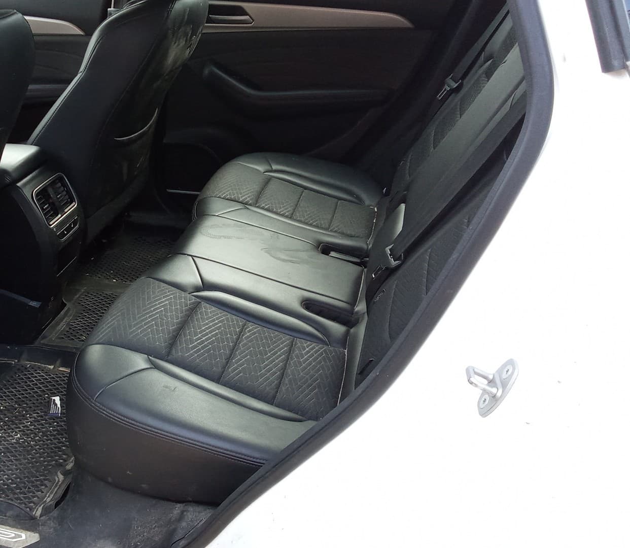 Haval F7 - 8