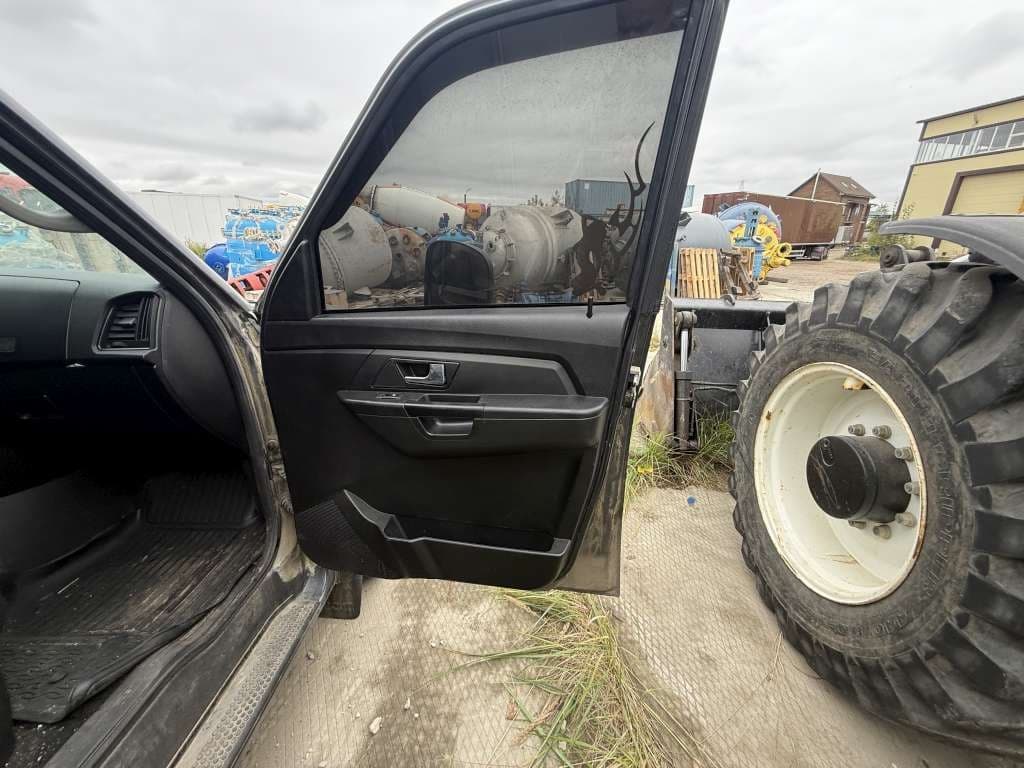 UAZ Profi - 8