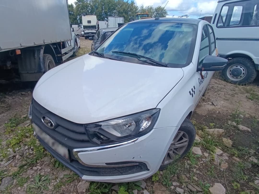 Lada Granta седан - 1