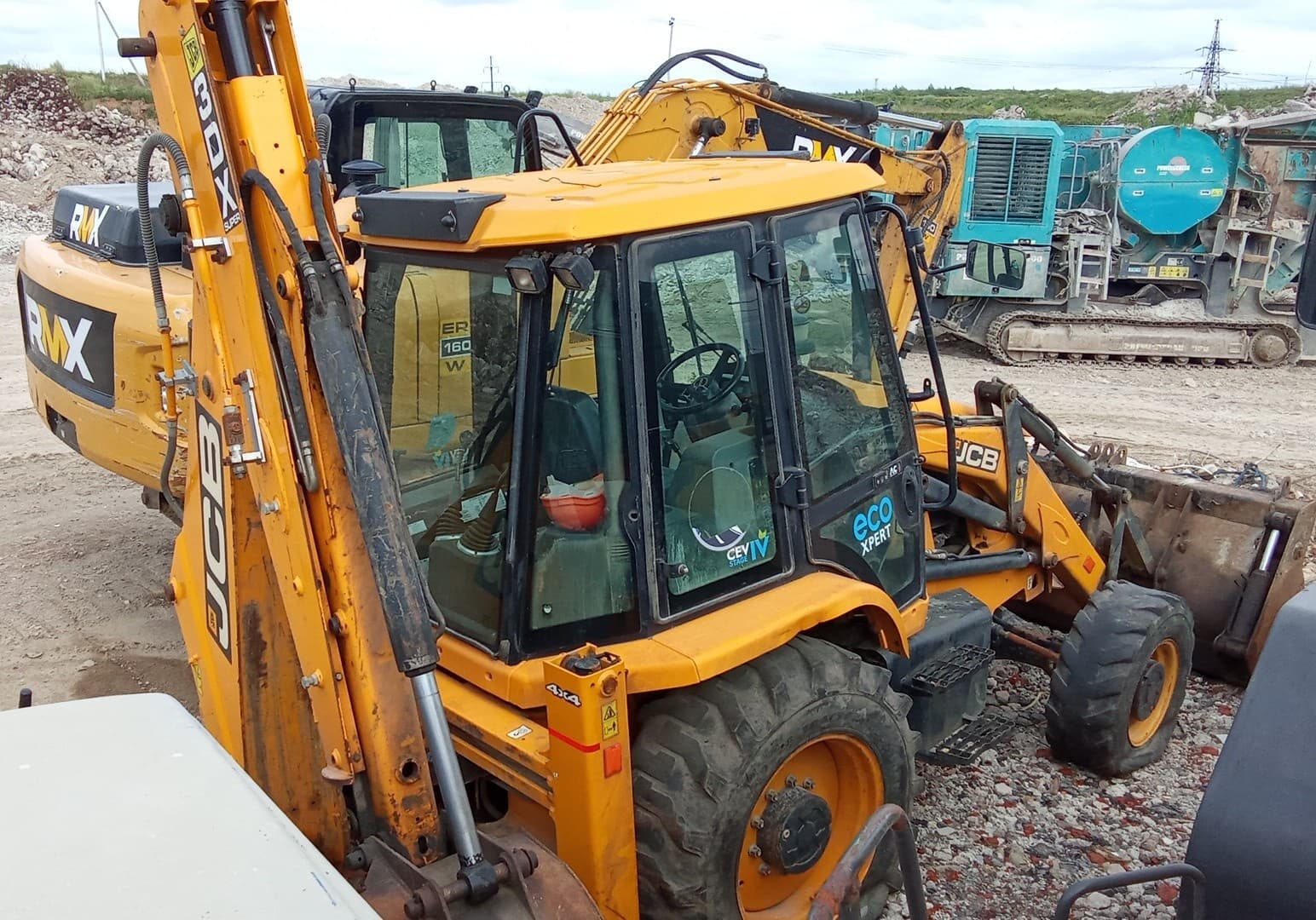 JCB 3DX Экскаватор-погрузчик - 3