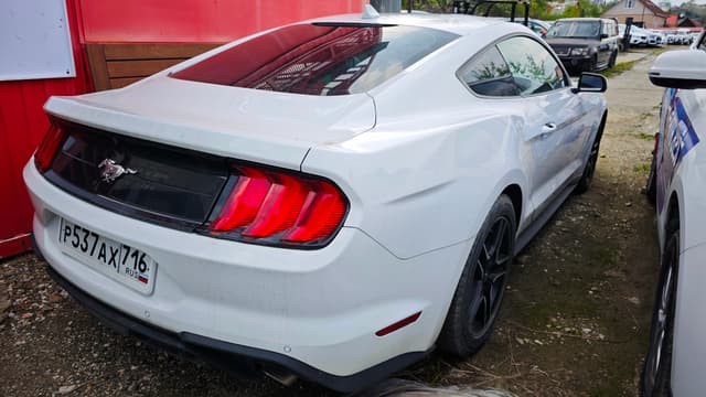 Ford Mustang - 3