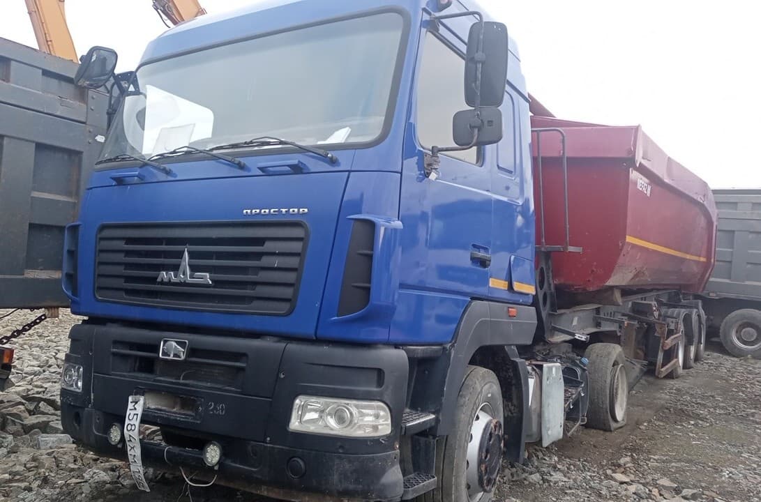 МАЗ 5440 4X2 Седельный тягач - 1