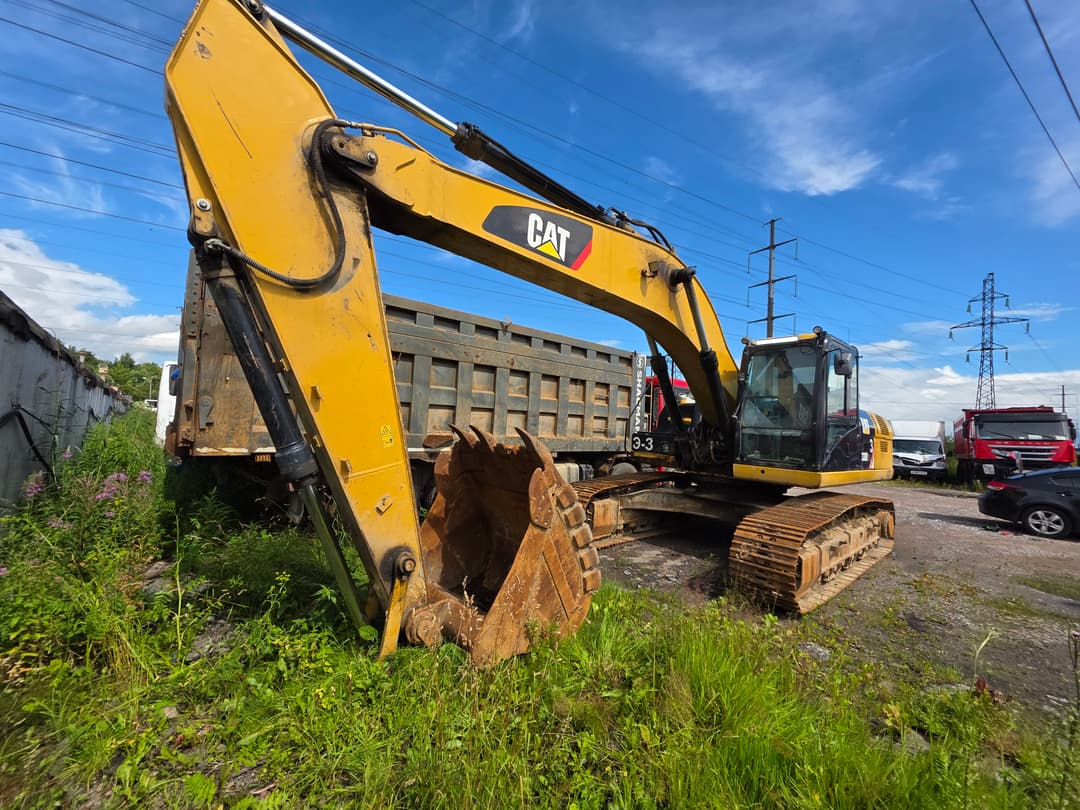 Caterpillar 330 Экскаватор - 1
