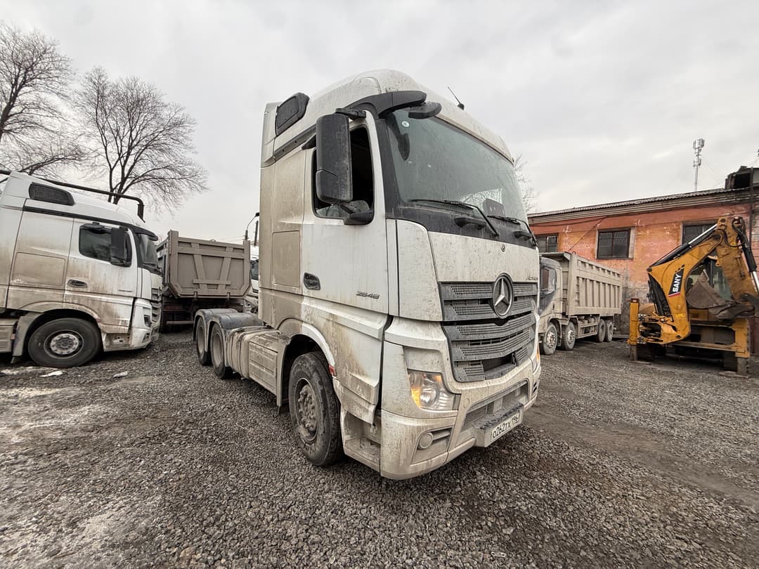 Mercedes-Benz Actros 6x4 Седельный тягач - 2