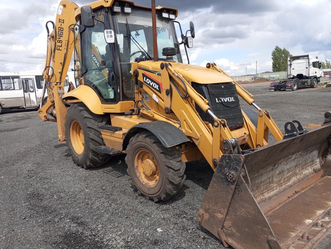 Lovol FLB468 Экскаватор-погрузчик - 2