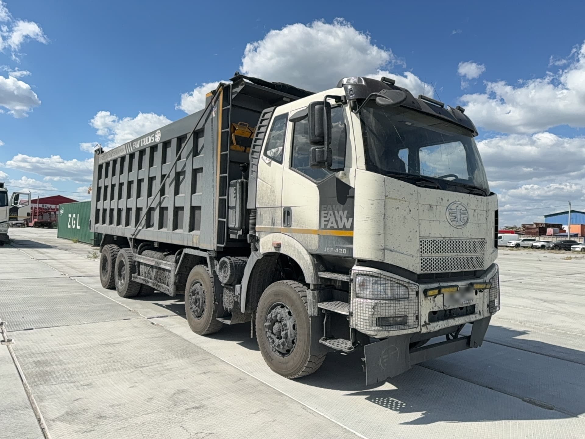 FAW J6 8x4 Самосвал - 2
