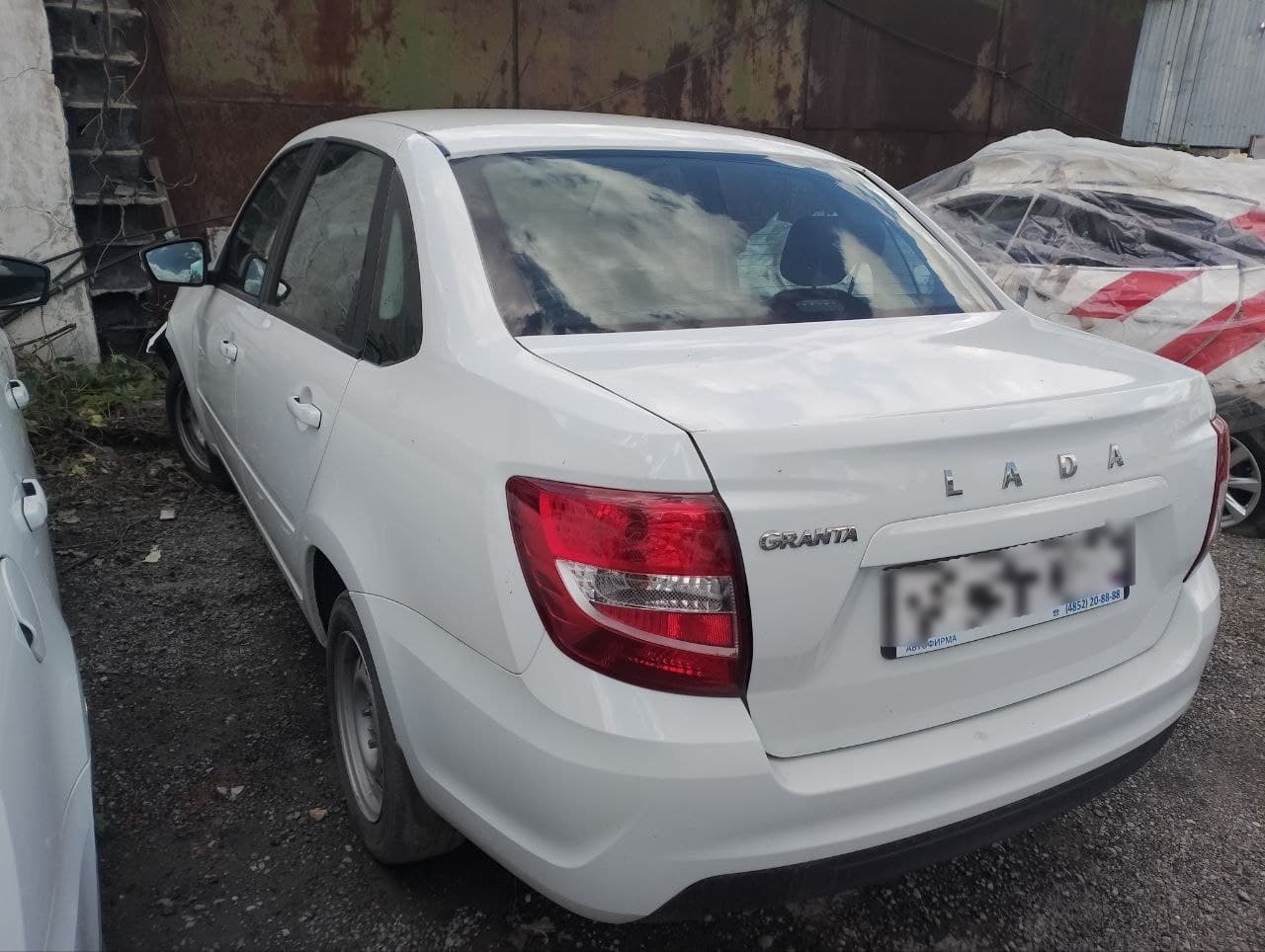 Lada Granta седан - 3