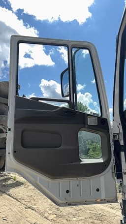 Daewoo Novus 8x4 Автобетононасос - 8