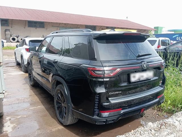 Changan CS95 - 4