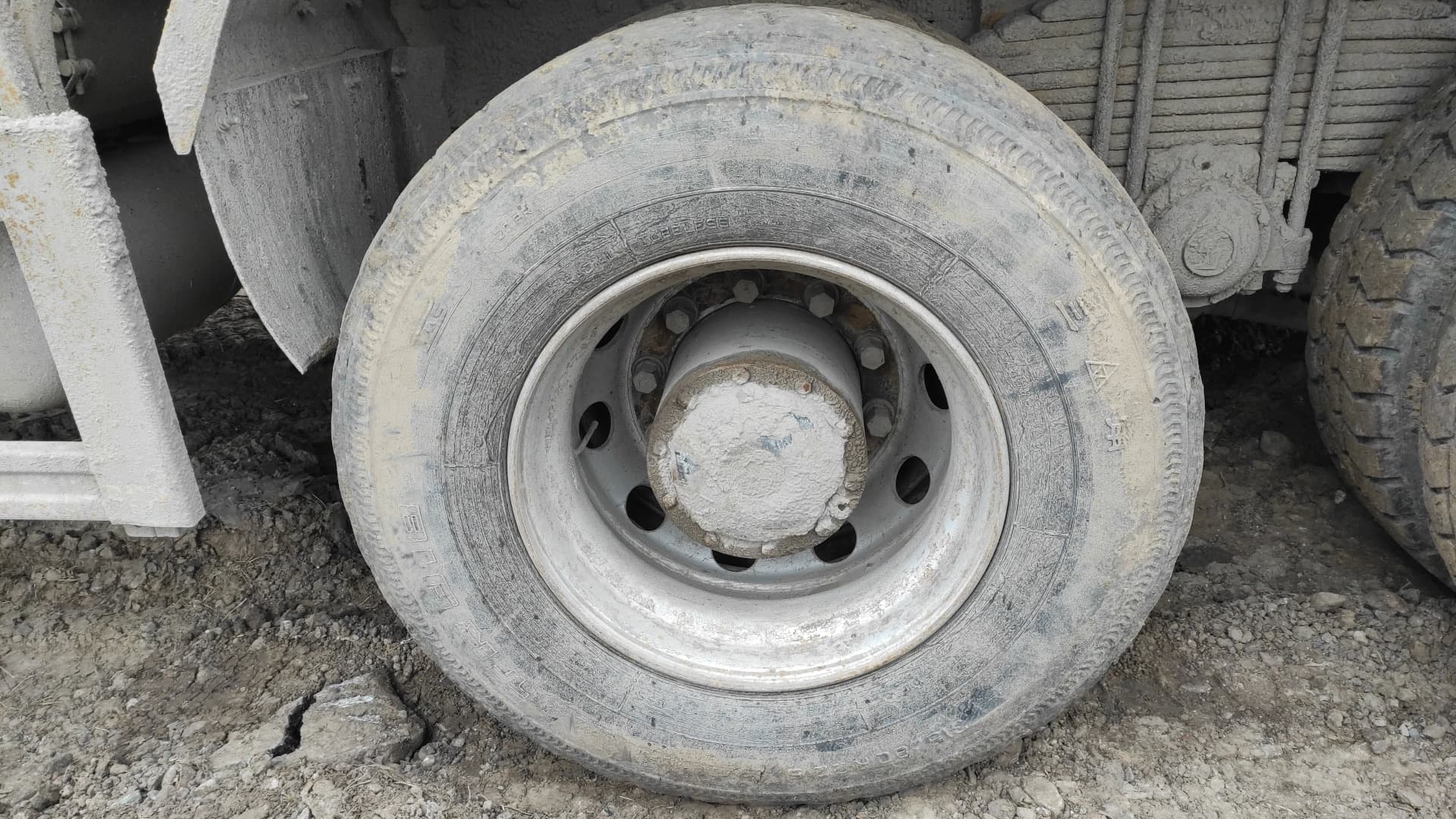 Shacman (Shaanxi) SX* 6x4 Самосвал - 10
