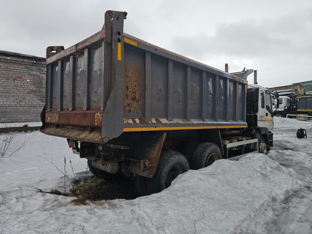Автомастер 6589* на шасси Isuzu Giga (CYZ) 6x4 Самосвал - 3