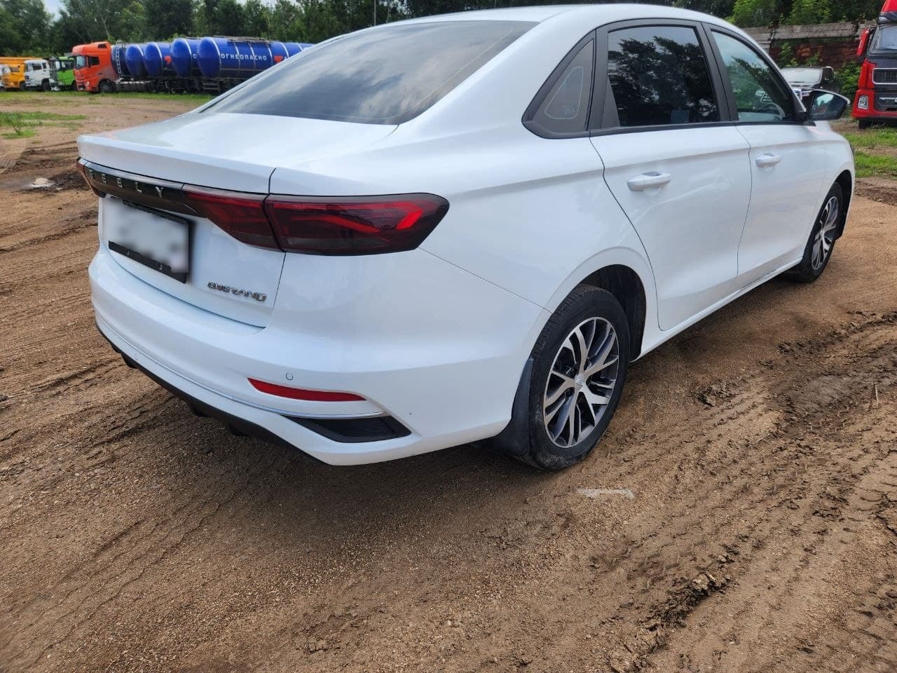Geely EMGRAND - 3