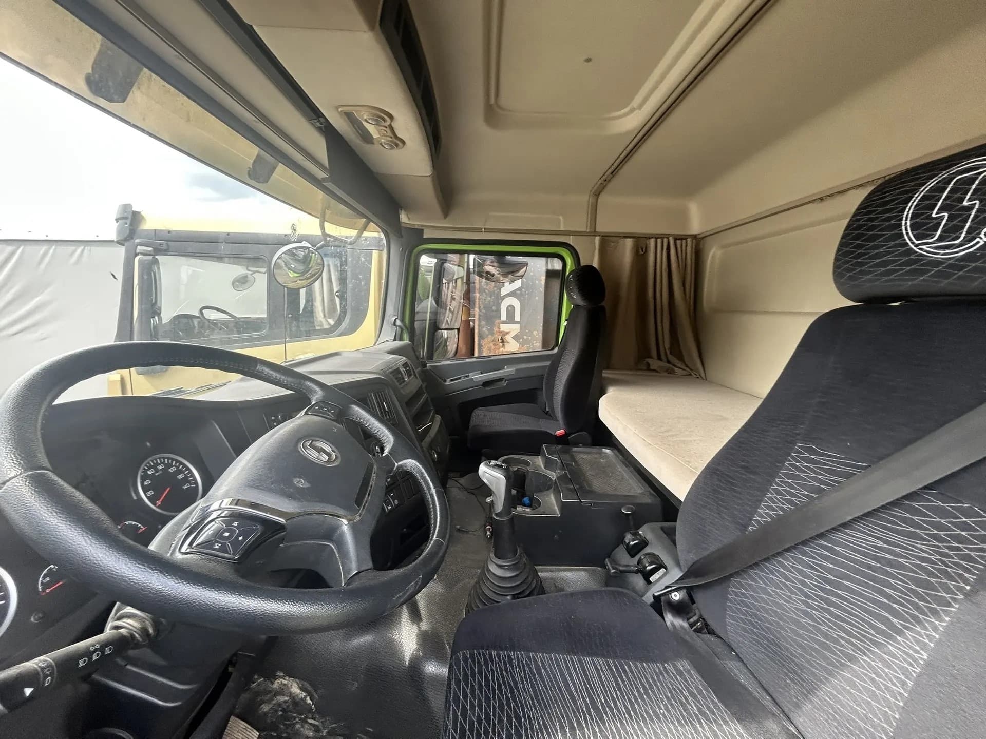 Shacman (Shaanxi) SX* 8x4 Самосвал - 4
