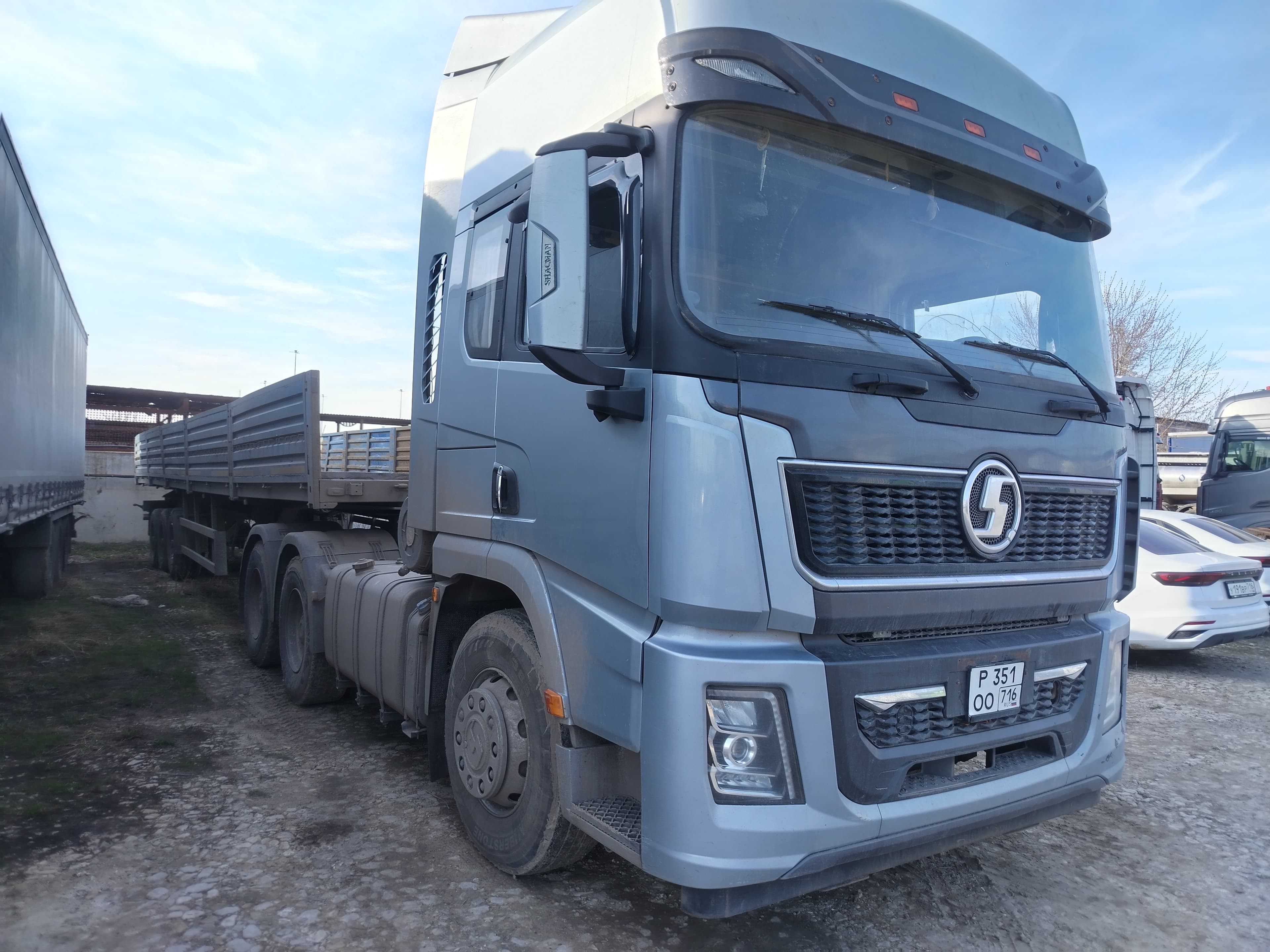 Shacman (Shaanxi) SX* 6x4 Седельный тягач - 2