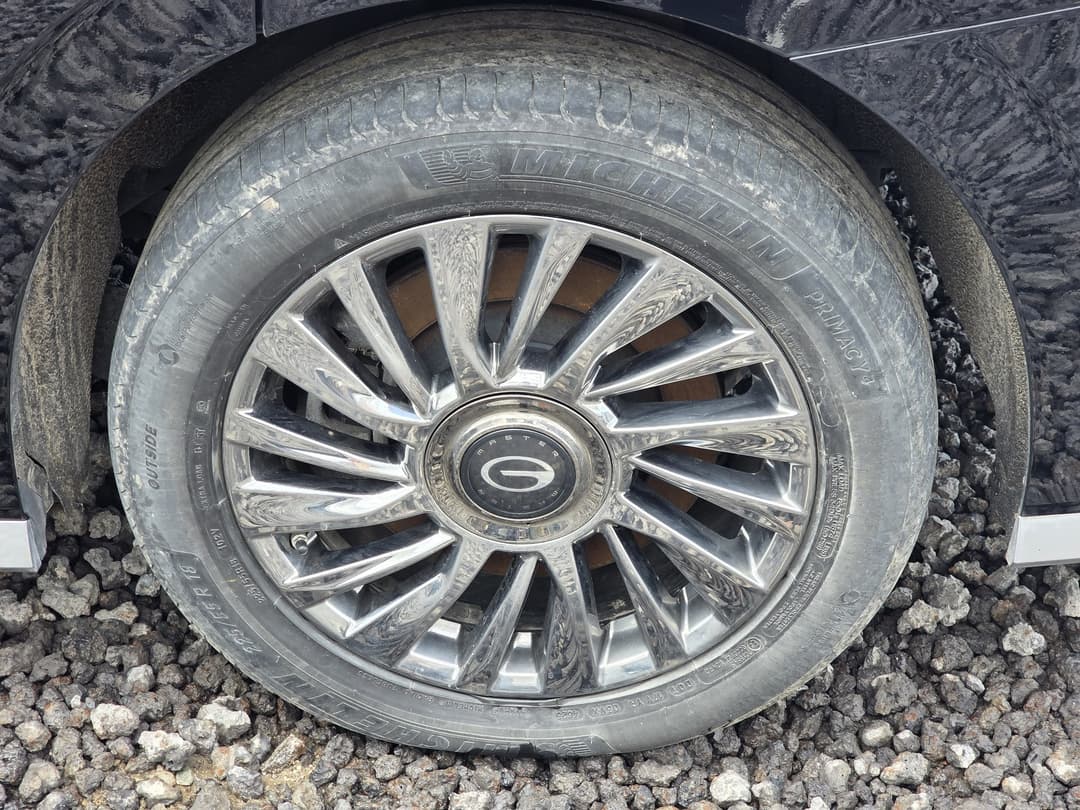 GAC M8 - 10