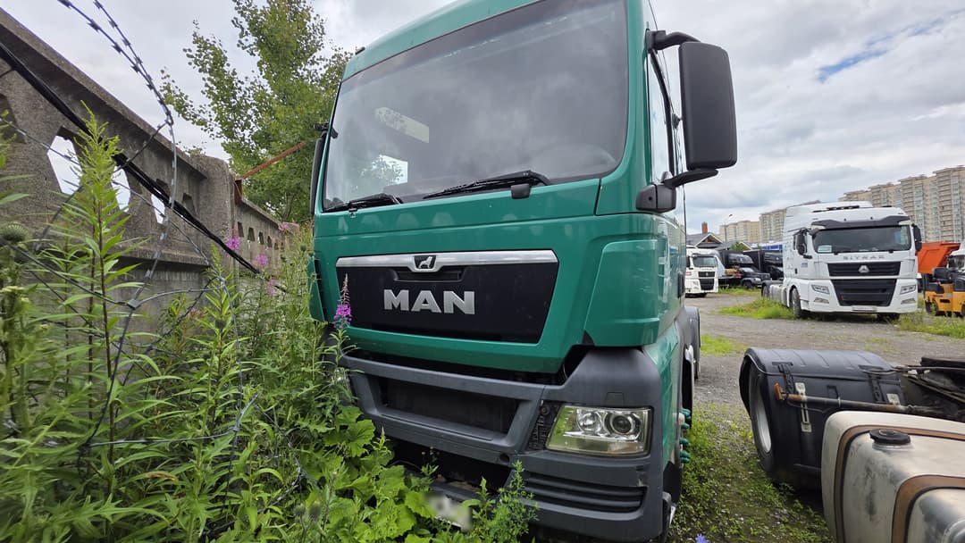 MAN TGX 4X2 Седельный тягач - 1