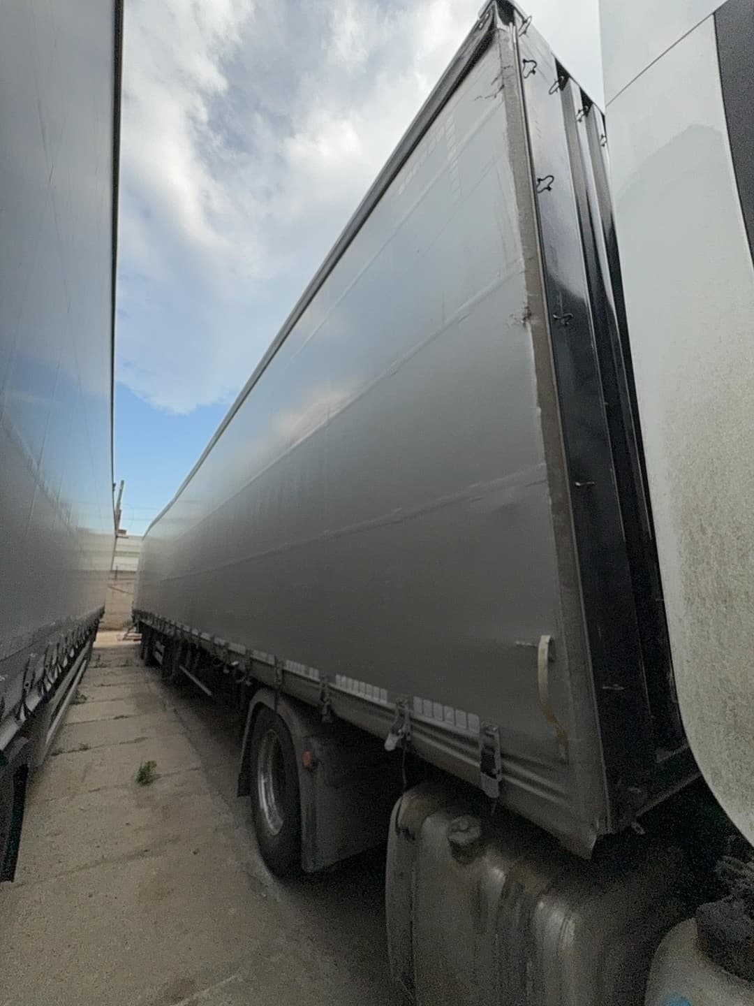 Тонар 97882 Полуприцеп шторный - 2
