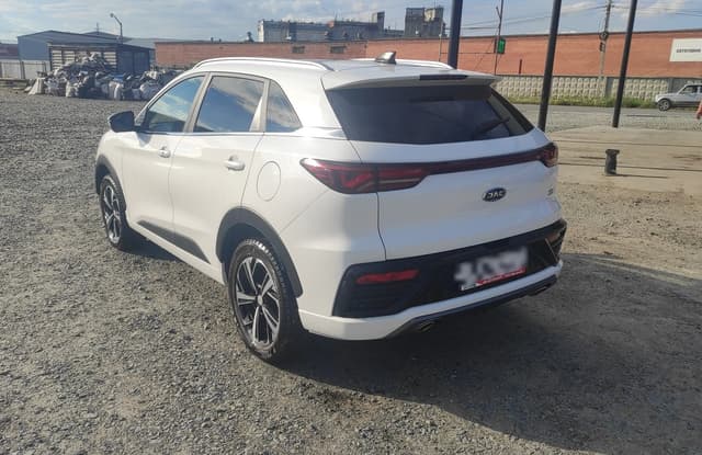 Jac S6 - 4
