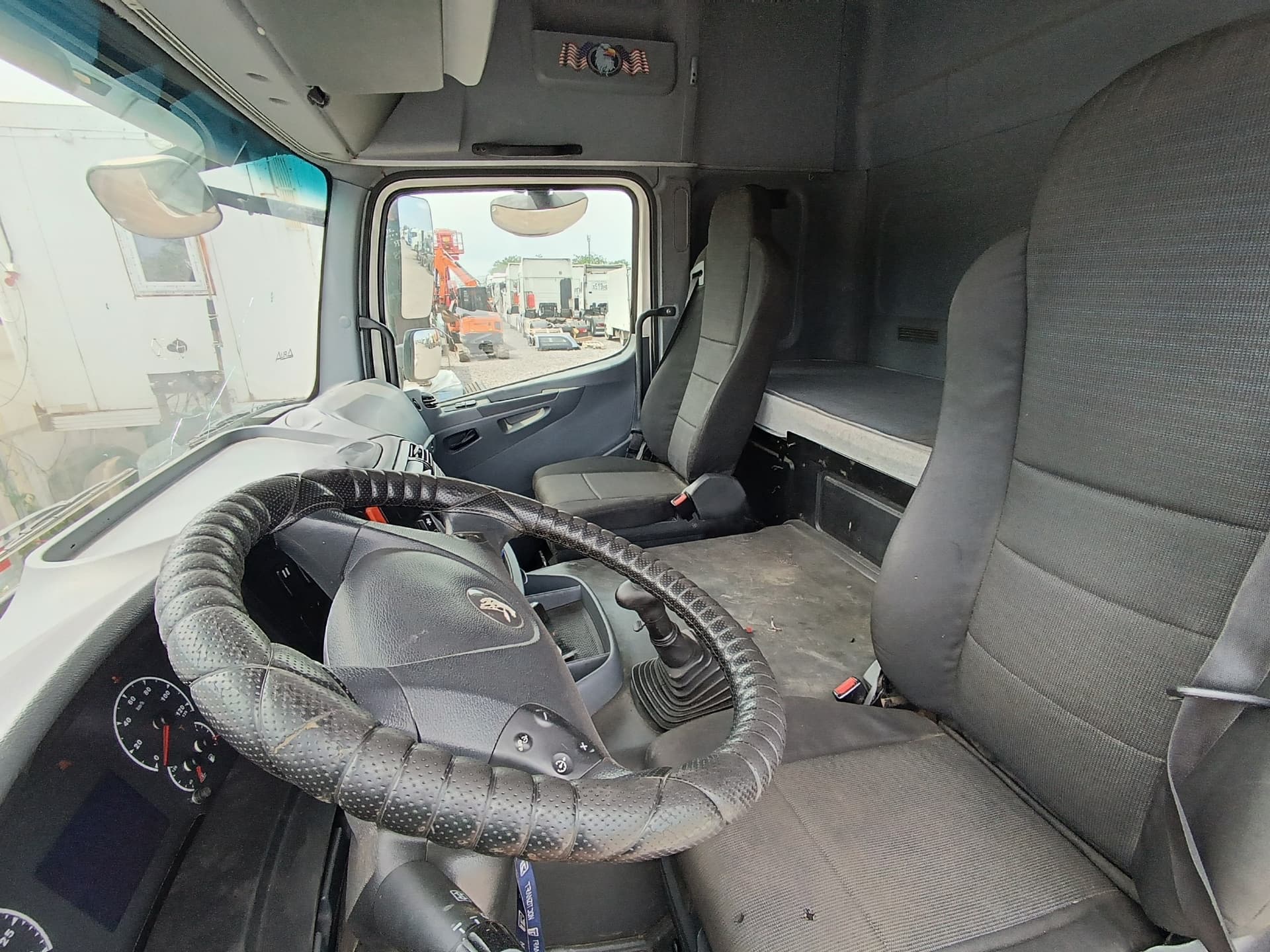 Камаз 5490 4x2 Седельный тягач - 6
