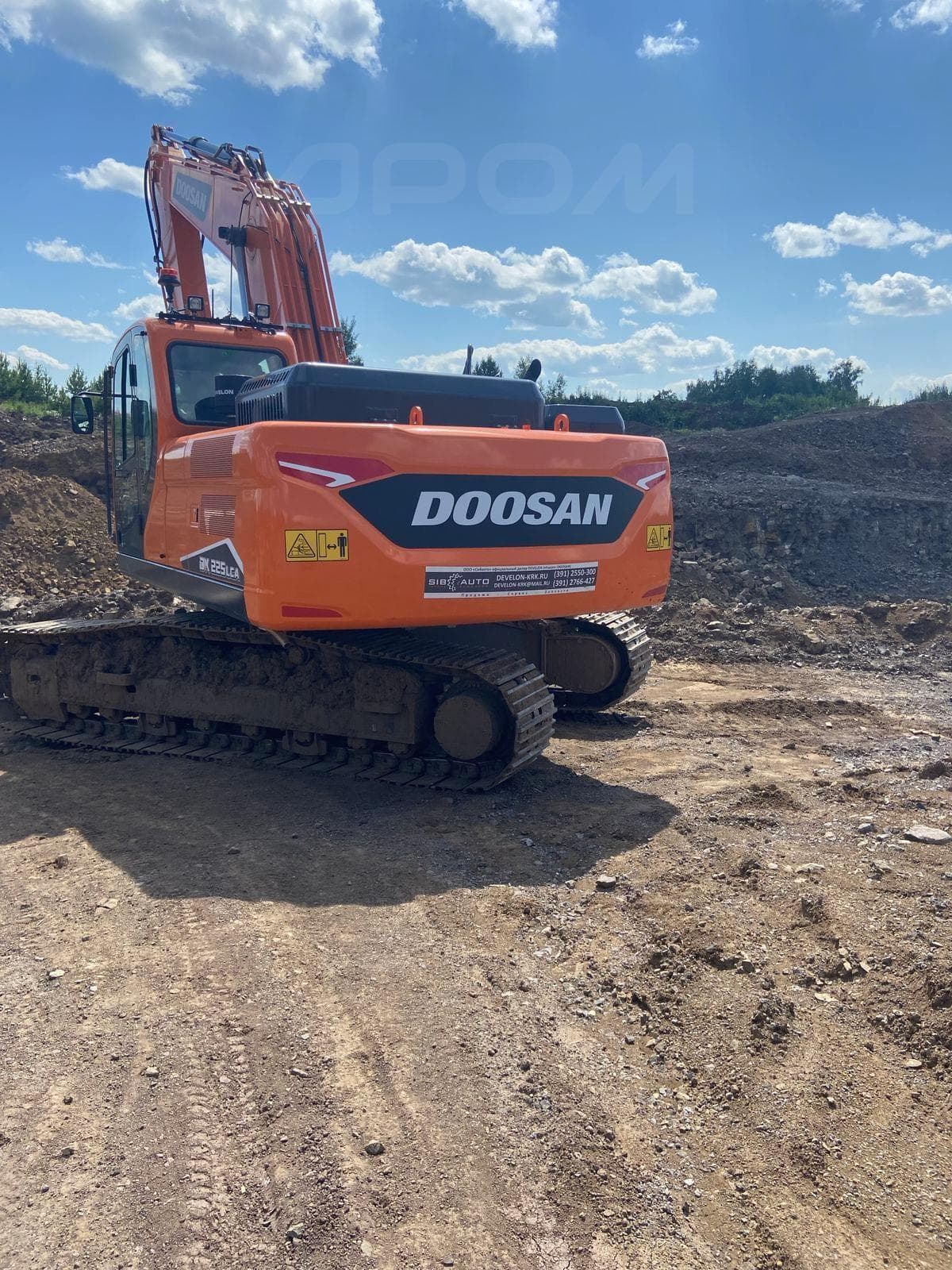 Doosan DX225 Экскаватор - 4