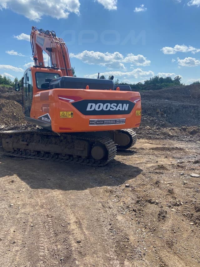 Doosan DX225 Экскаватор - 4