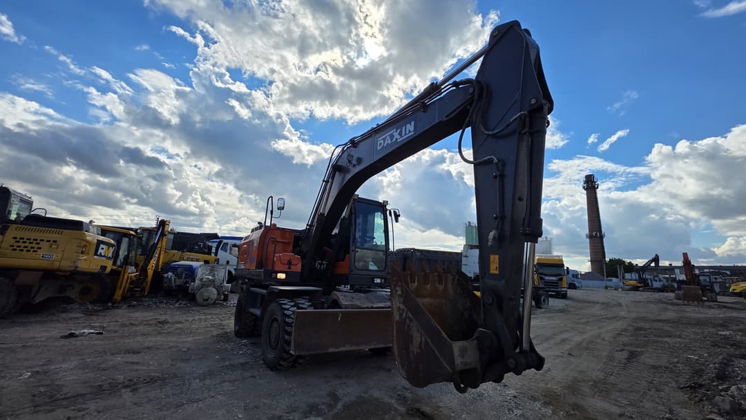 Daxin DX180* Экскаватор колесный - 2
